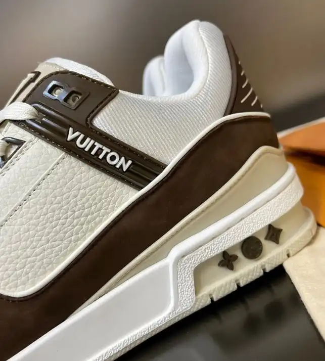 hype Louis Vuitton Sneakers