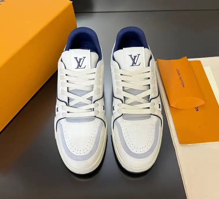 hype Louis Vuitton Sneakers