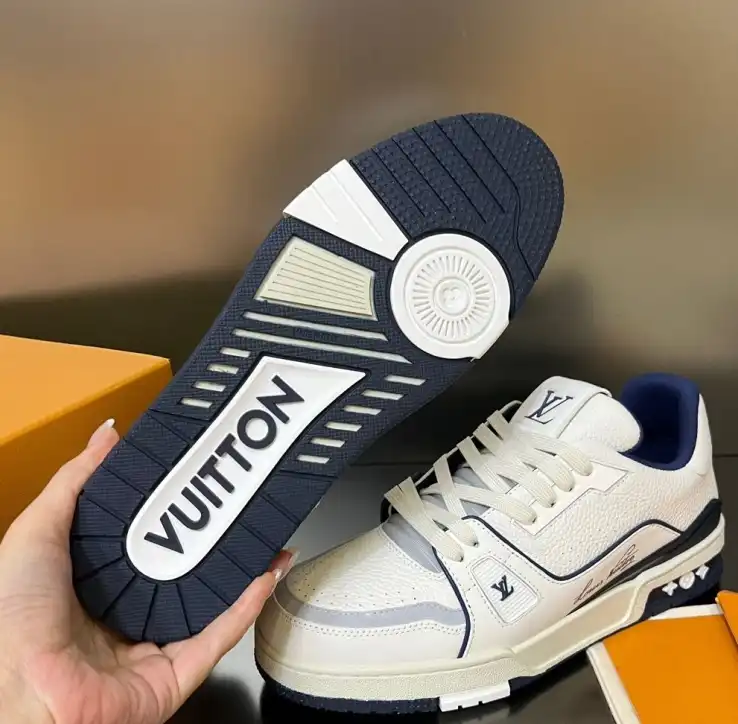 hype Louis Vuitton Sneakers