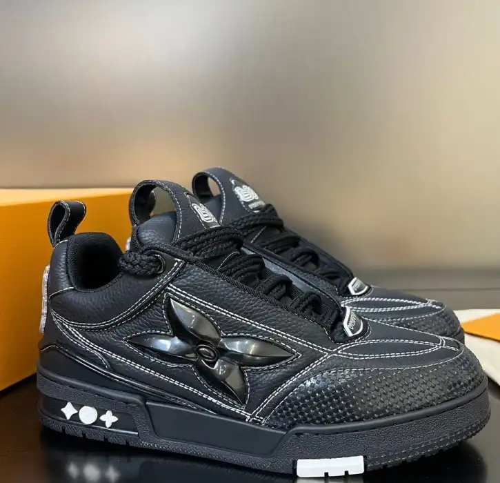 hype Louis Vuitton Sneakers