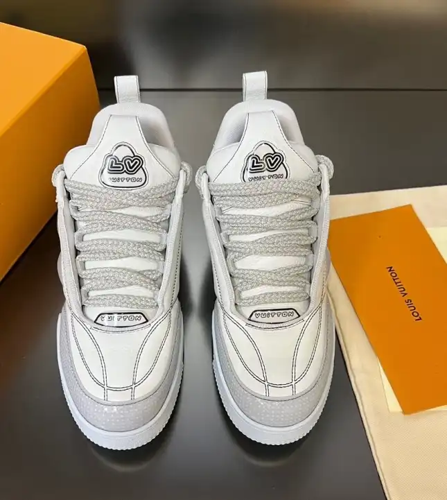 hype Louis Vuitton Sneakers