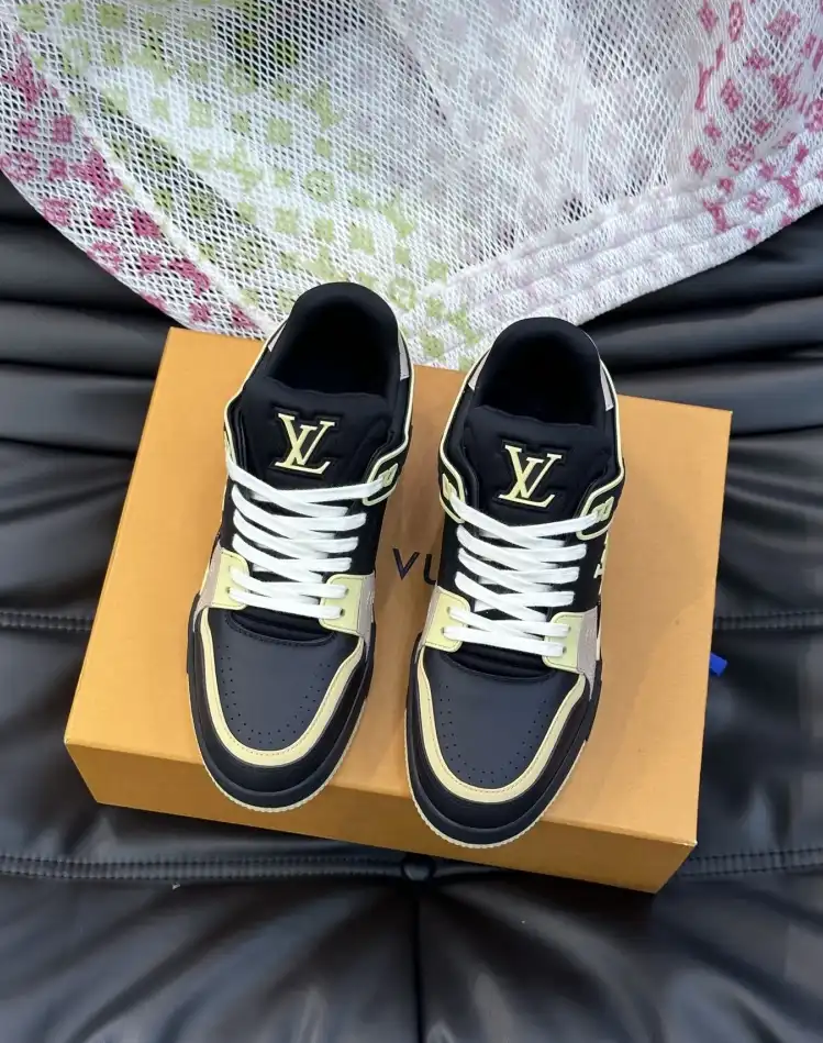 hype Louis Vuitton Sneakers