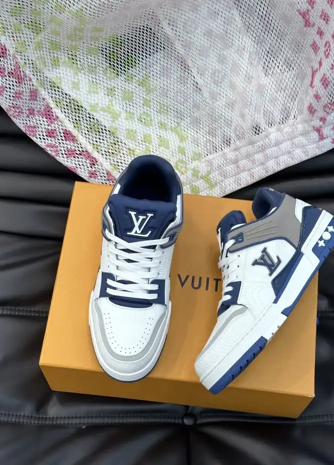 hype Louis Vuitton Sneakers