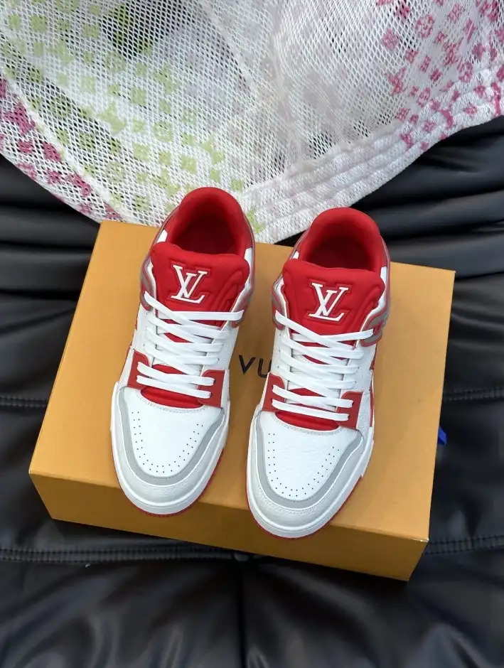 hype Louis Vuitton Sneakers