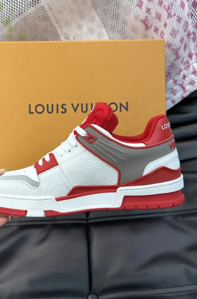 hype Louis Vuitton Sneakers