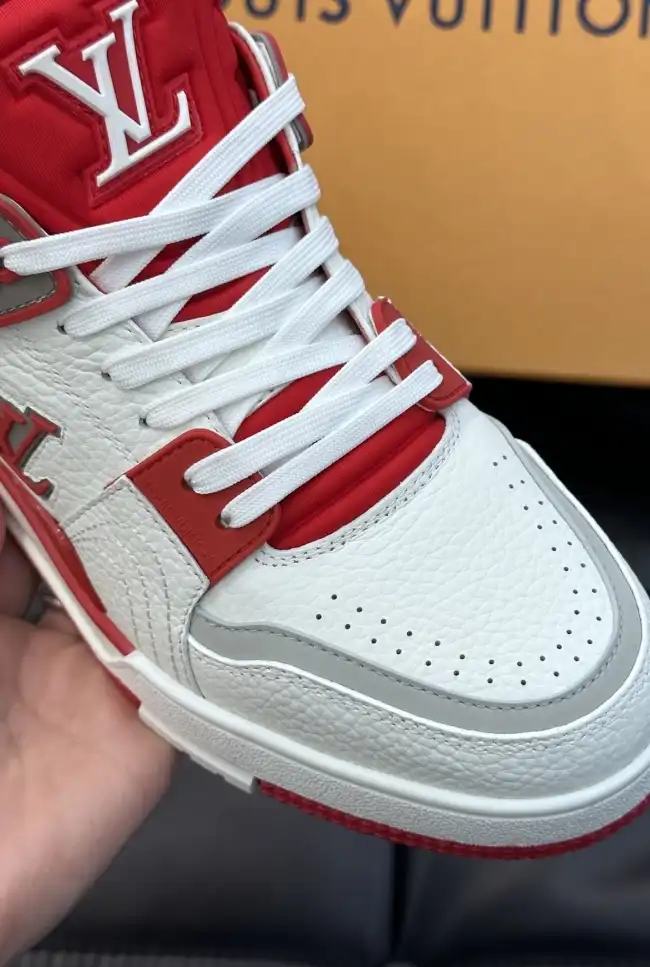 hype Louis Vuitton Sneakers