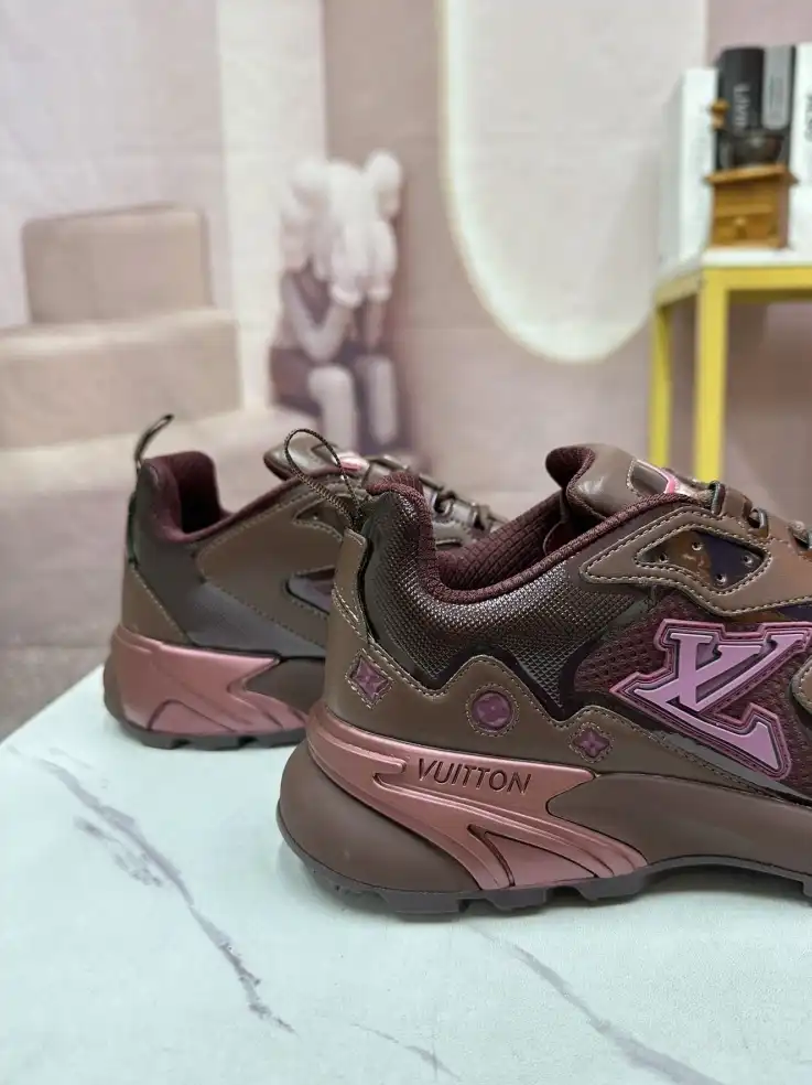 hype Louis Vuitton Sneakers