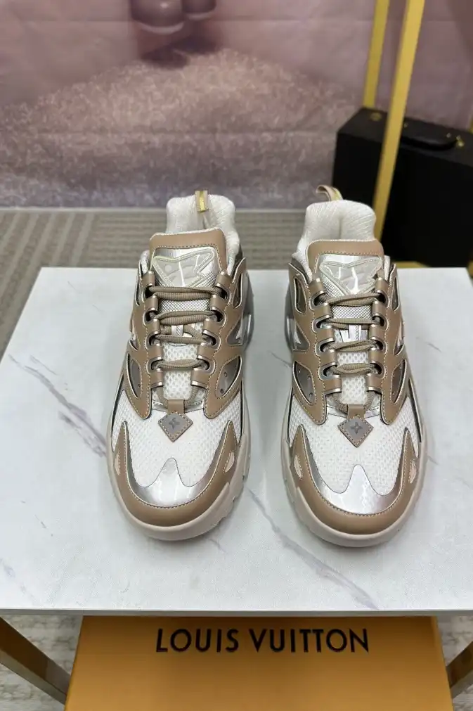 hype Louis Vuitton Sneakers