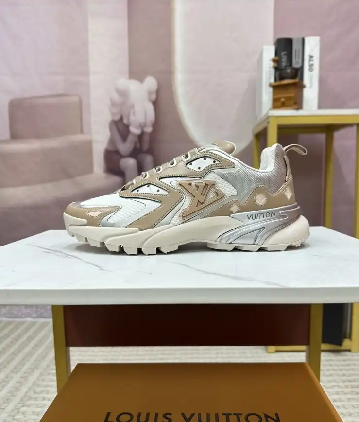 hype Louis Vuitton Sneakers