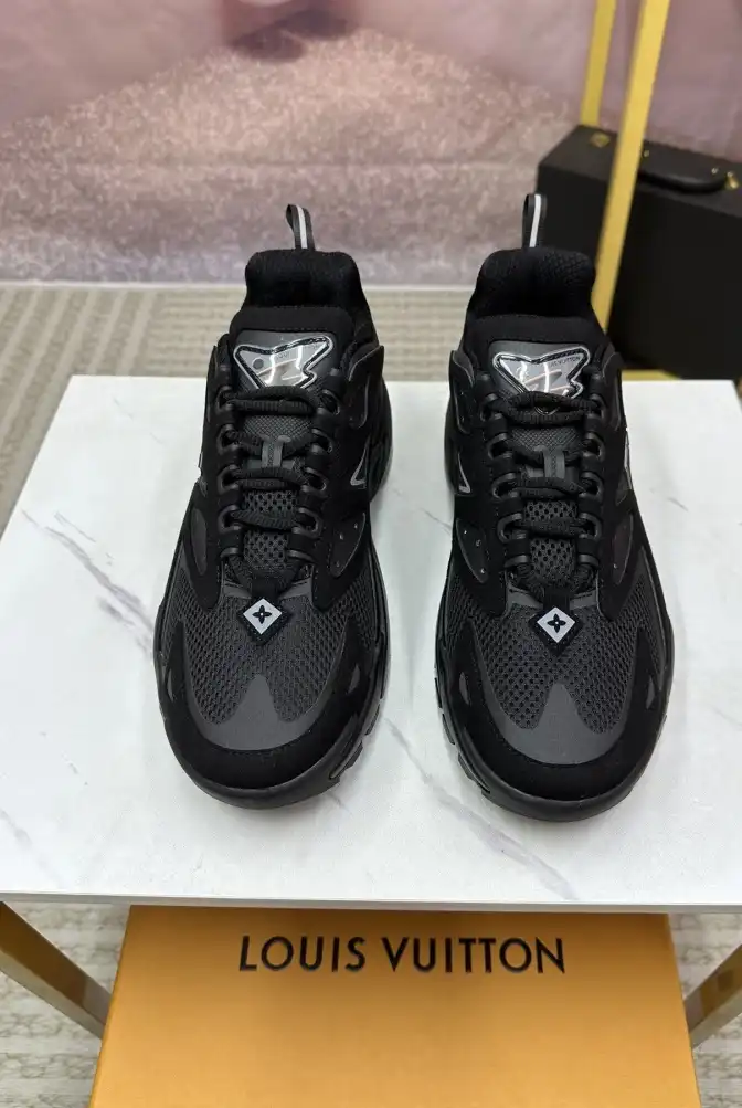 hype Louis Vuitton Sneakers