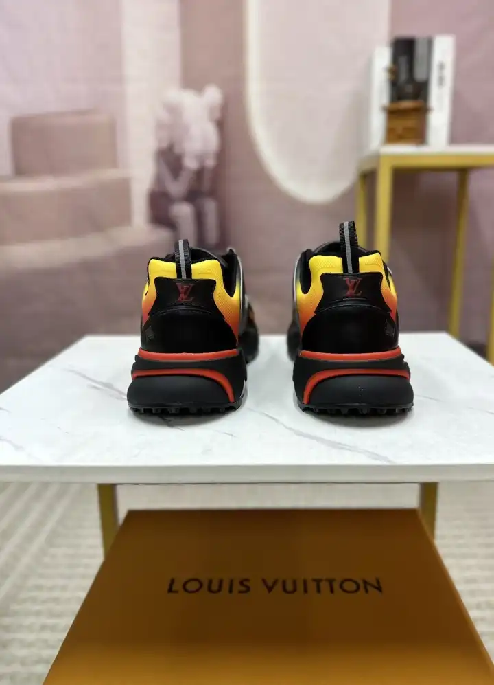 hype Louis Vuitton Sneakers