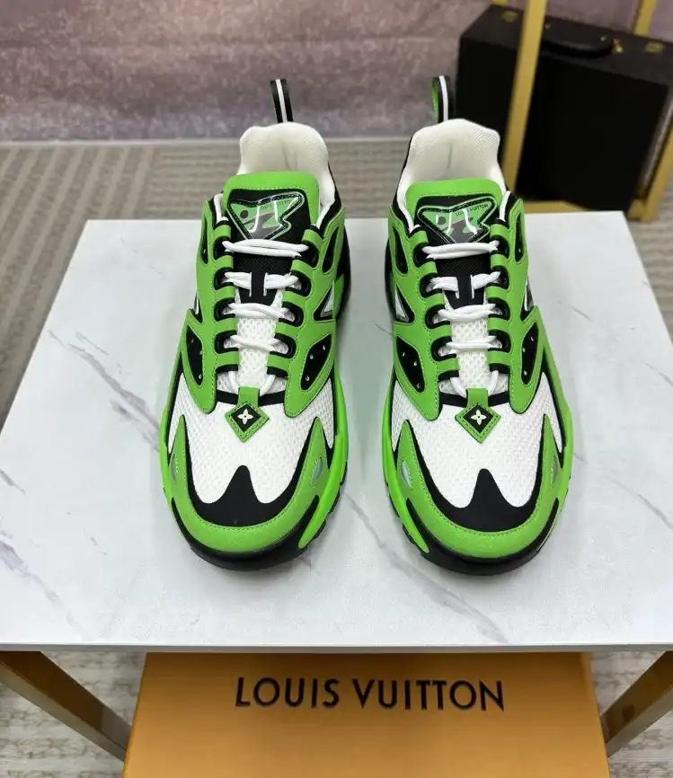 hype Louis Vuitton Sneakers