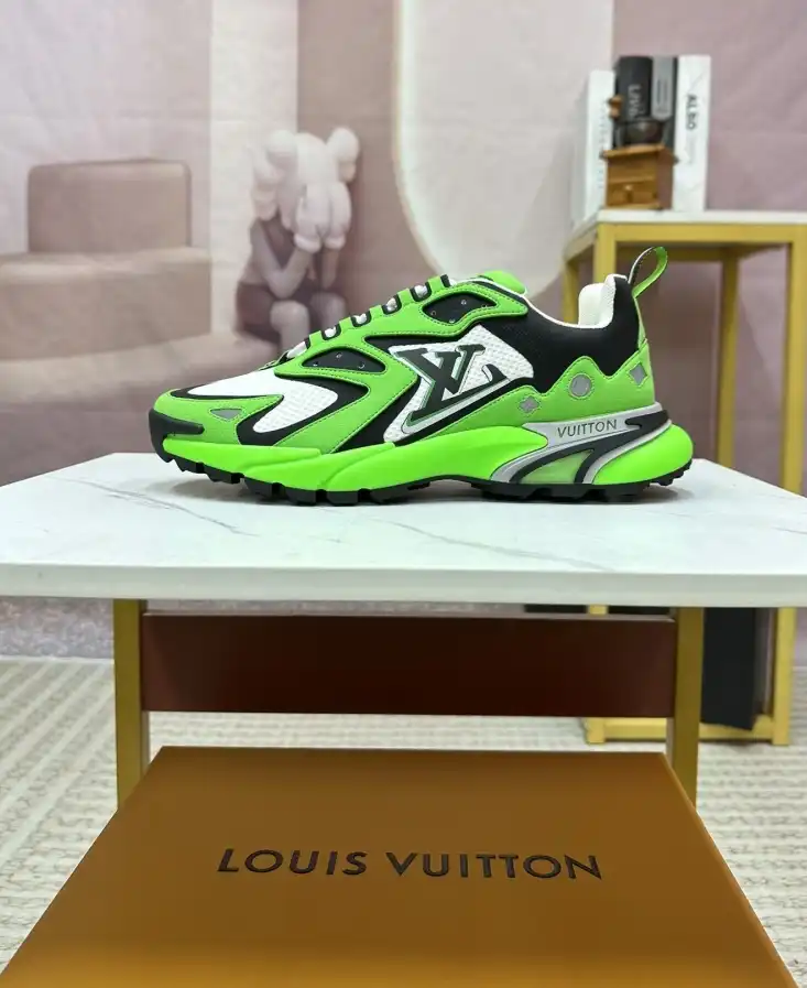 hype Louis Vuitton Sneakers