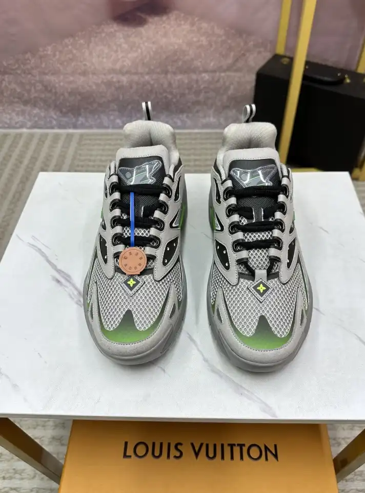 hype Louis Vuitton Sneakers