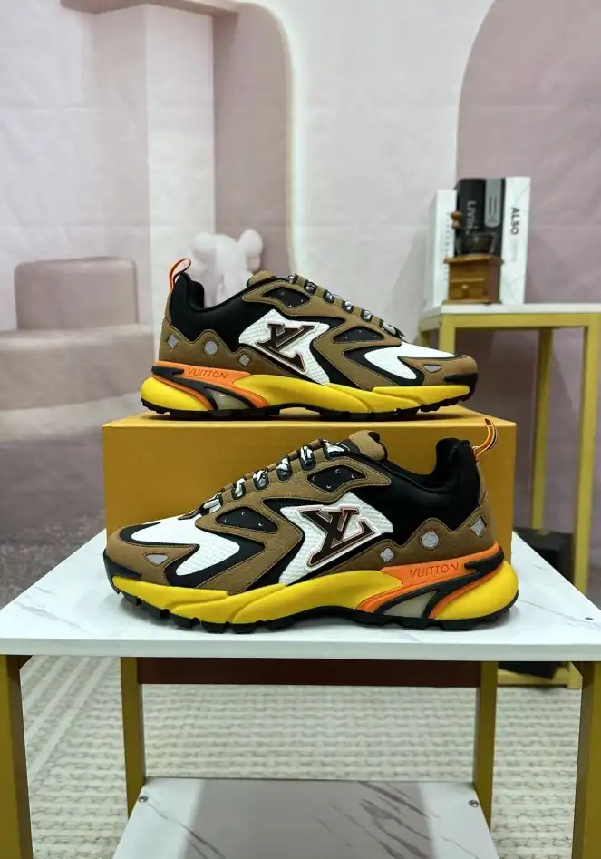 hype Louis Vuitton Sneakers