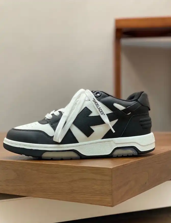 hype Off-White Sneakers