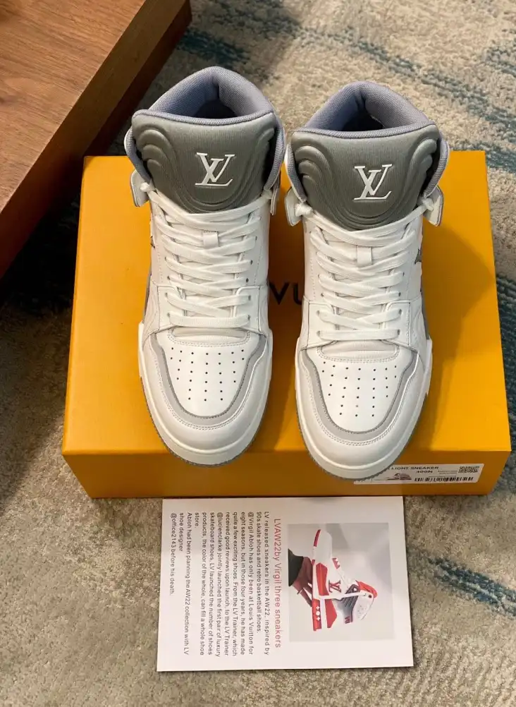 hype Louis Vuitton Sneakers