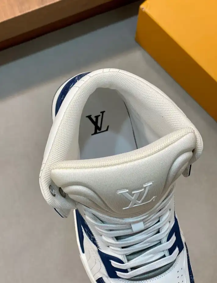 hype Louis Vuitton Sneakers