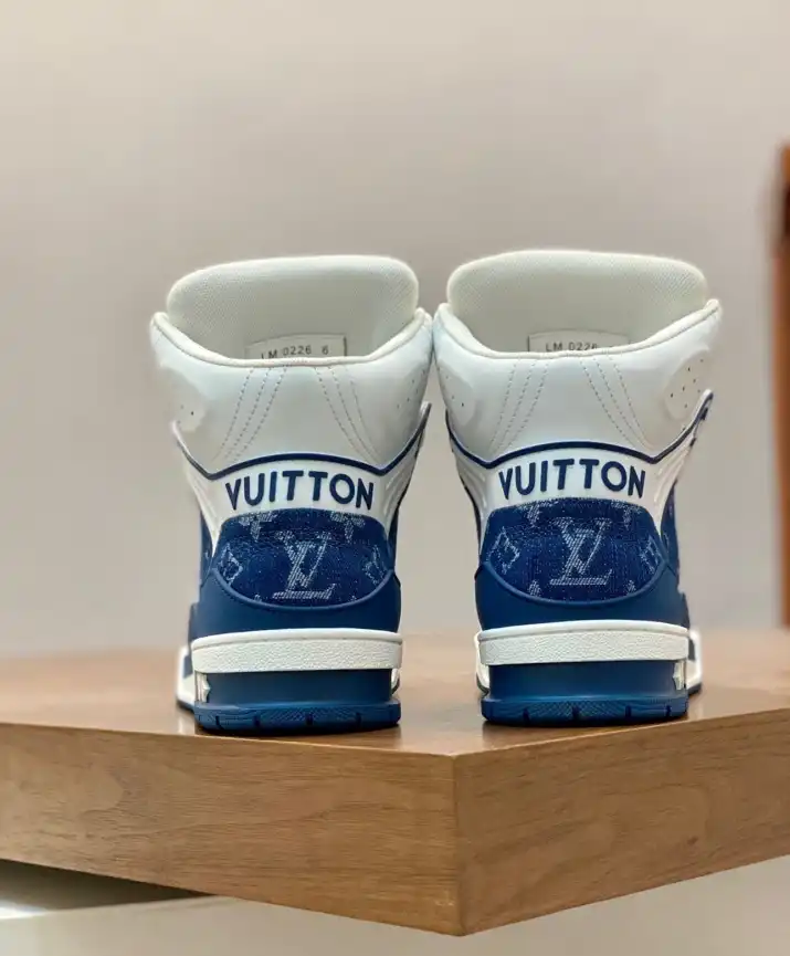 hype Louis Vuitton Sneakers