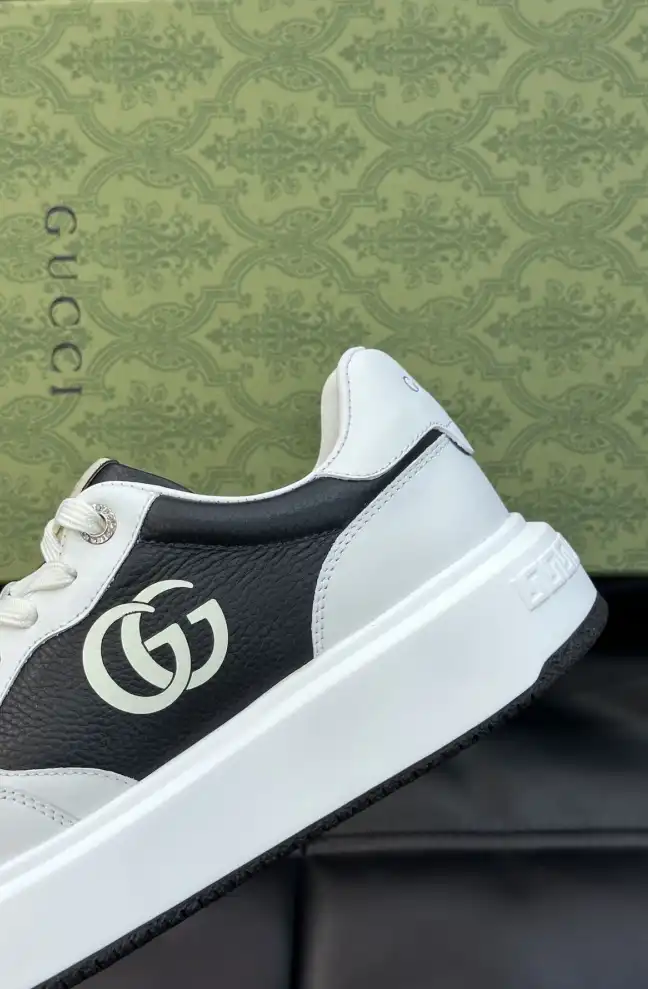 hype Gucci Sneakers