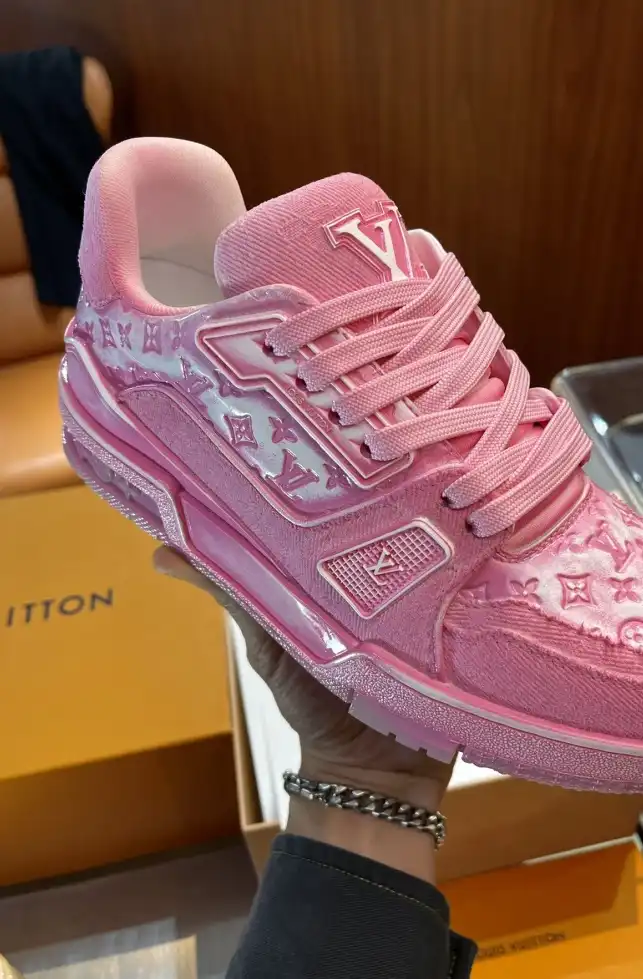 hype Louis Vuitton Sneakers