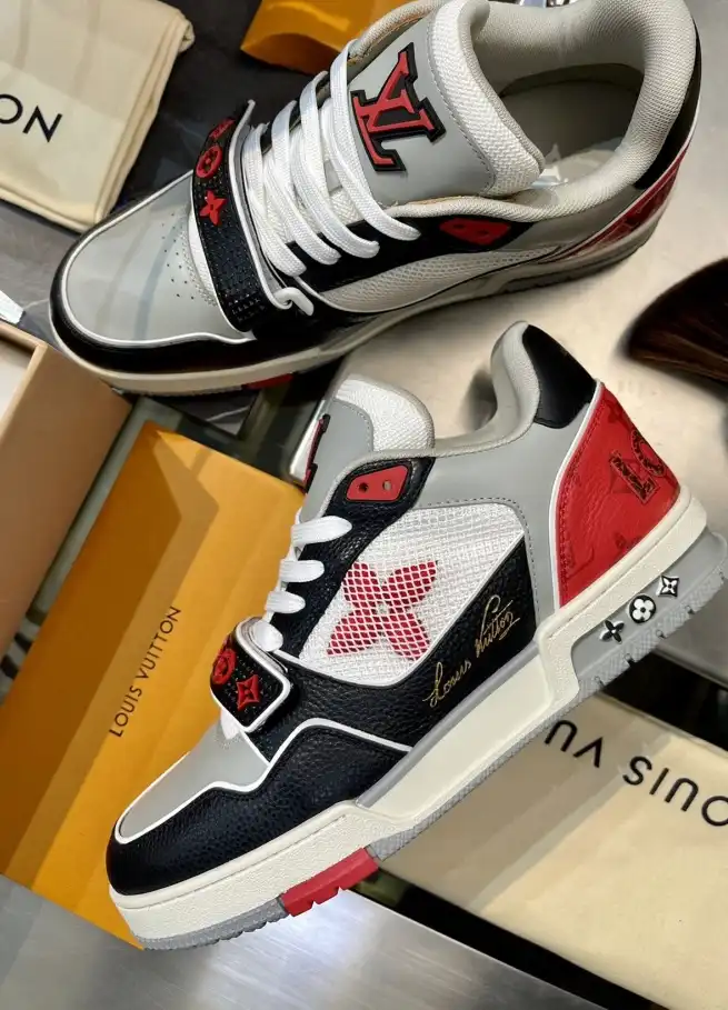 hype Louis Vuitton Sneakers