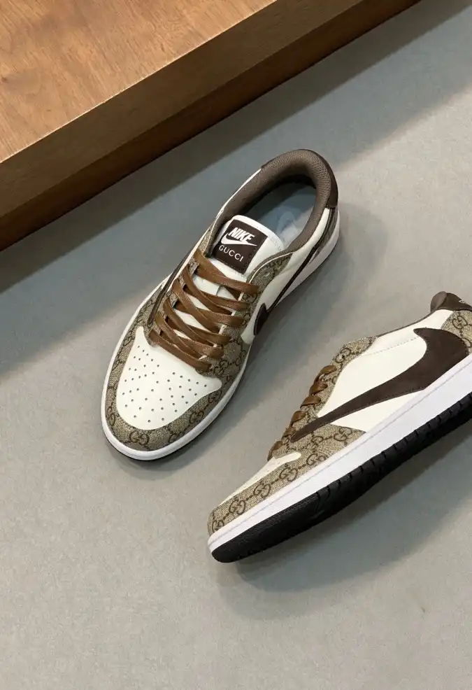 hype Louis Vuitton Sneakers