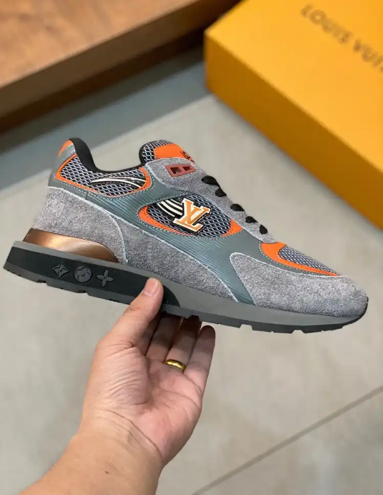 hype Louis Vuitton Sneakers