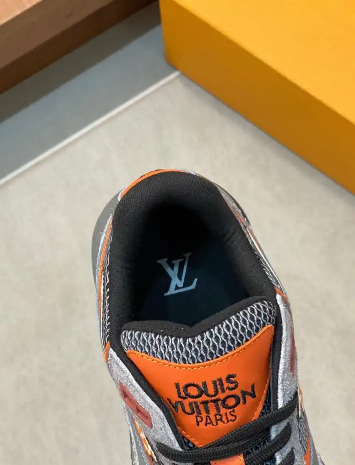 hype Louis Vuitton Sneakers