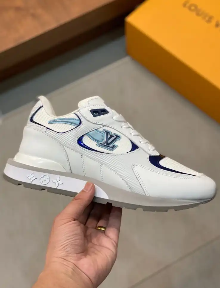 hype Louis Vuitton Sneakers