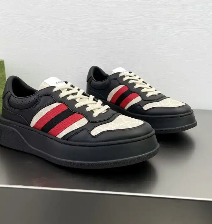 hype Gucci Sneakers