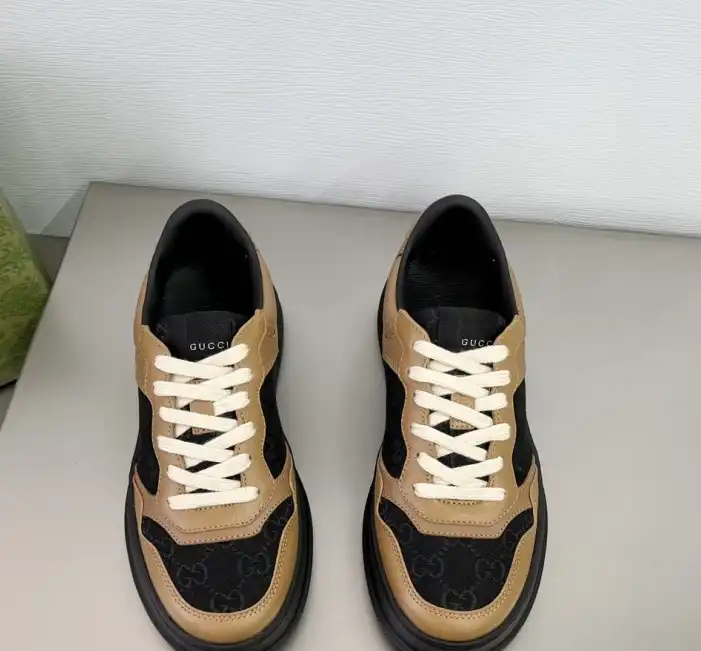 hype Gucci Sneakers