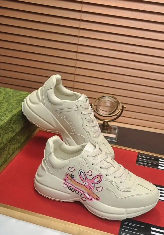 hype Gucci Sneakers