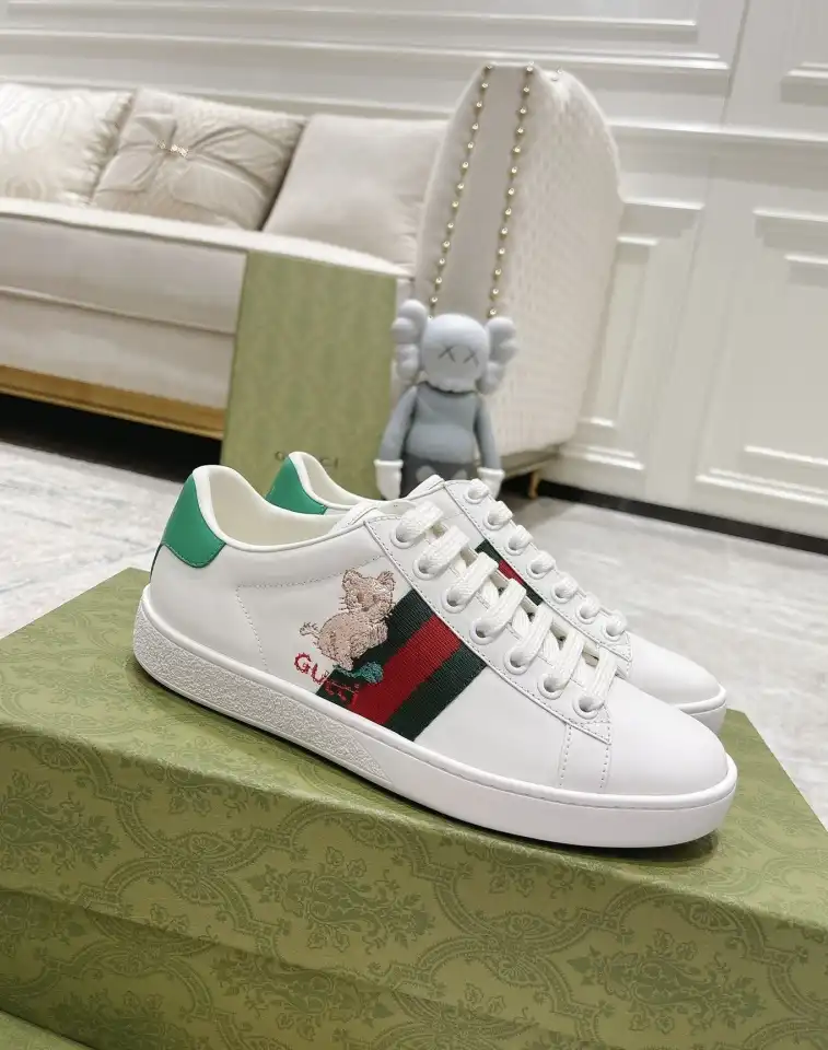 hype Gucci Sneakers