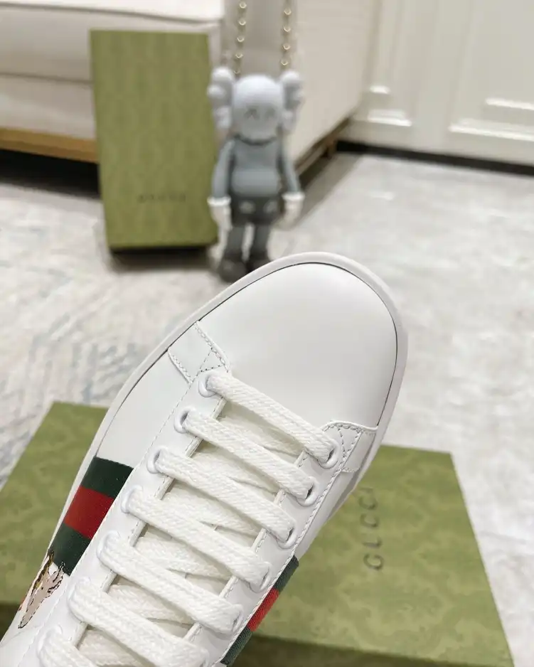 hype Gucci Sneakers