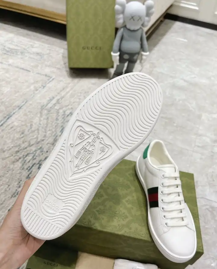 hype Gucci Sneakers