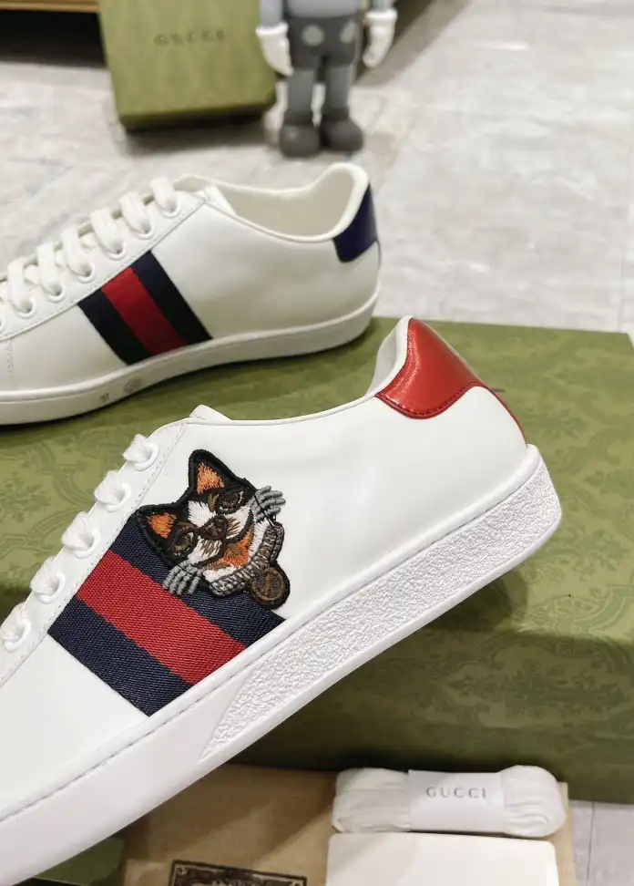 hype Gucci Sneakers