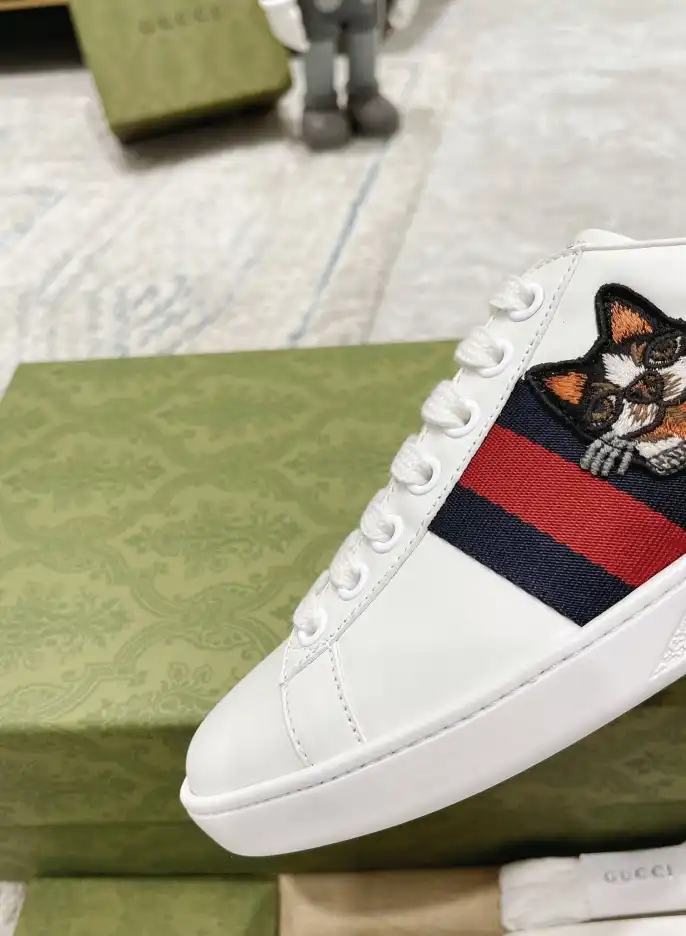 hype Gucci Sneakers