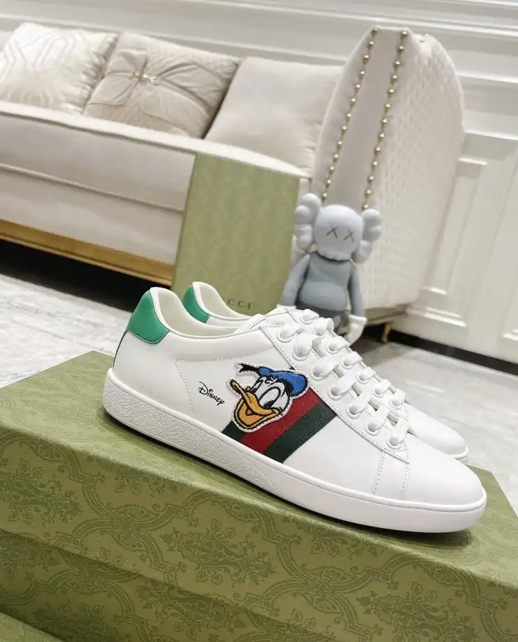 hype Gucci Sneakers