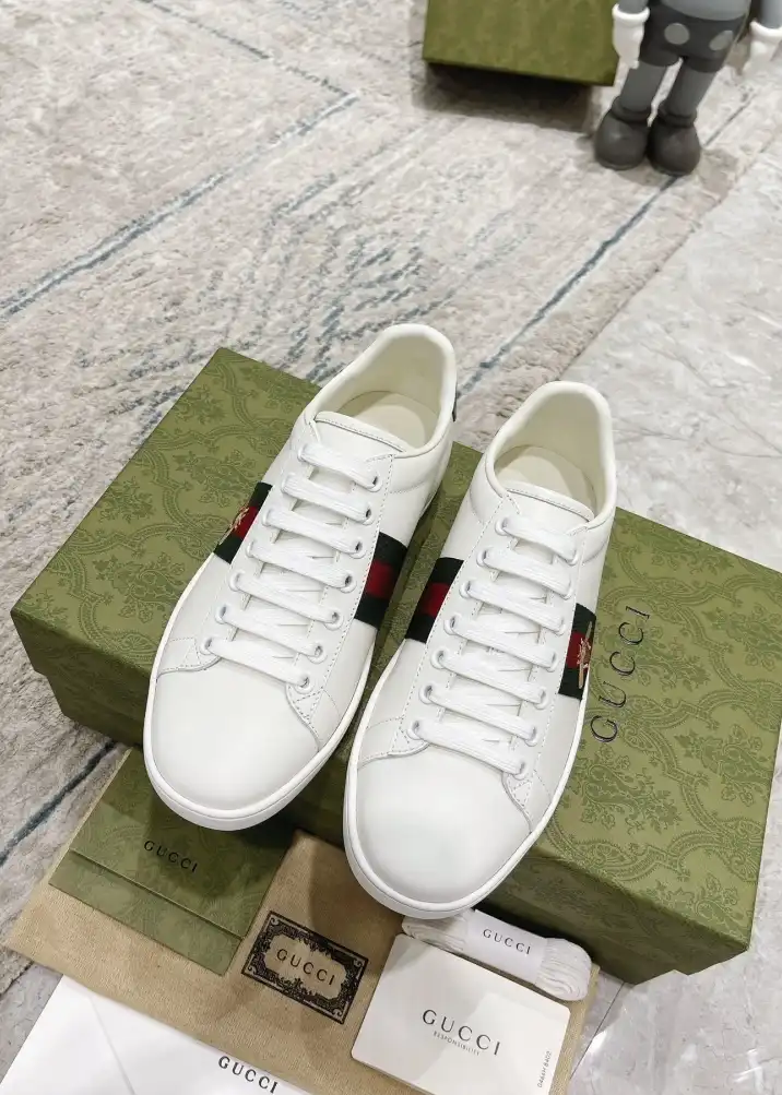 hype Gucci Sneakers