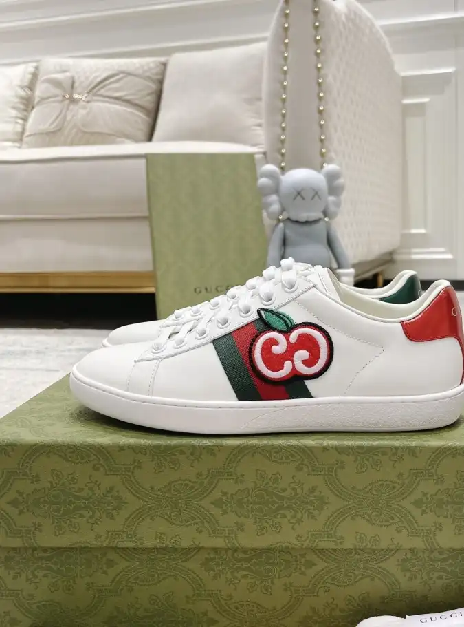 hype Gucci Sneakers