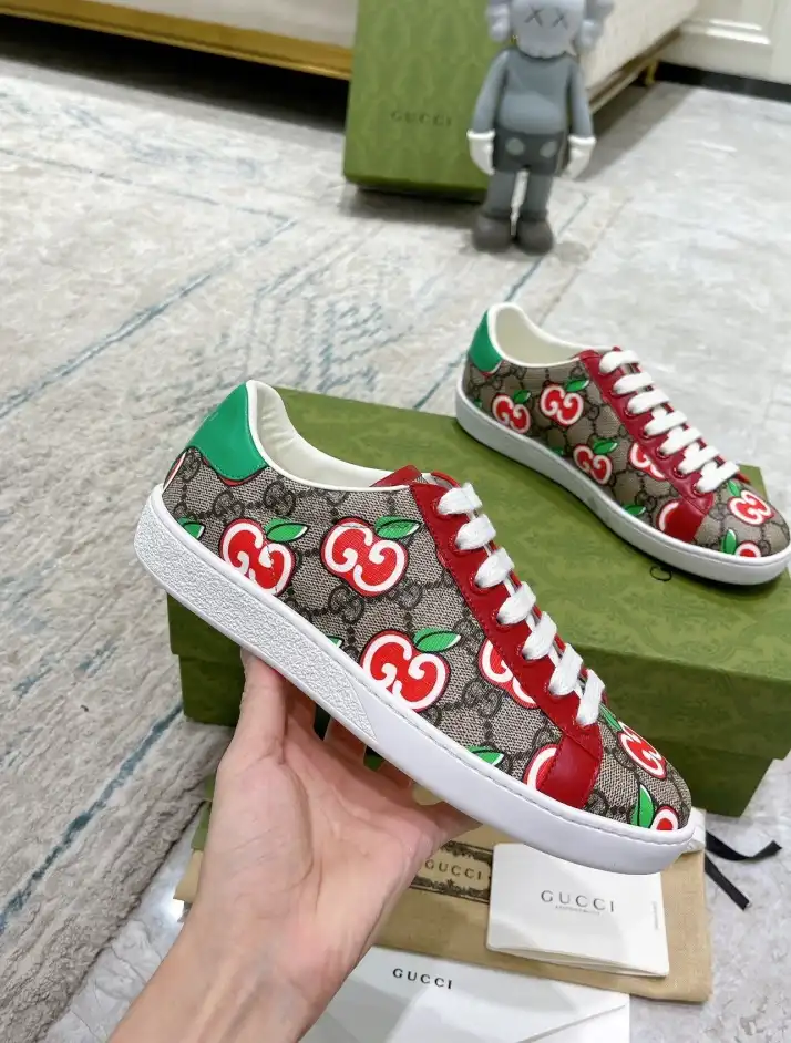 hype Gucci Sneakers