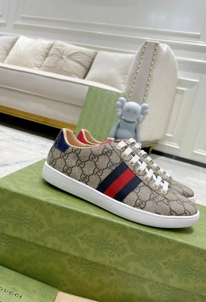 hype Gucci Sneakers