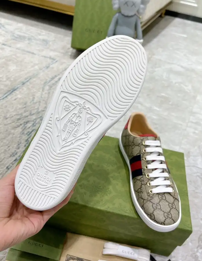 hype Gucci Sneakers