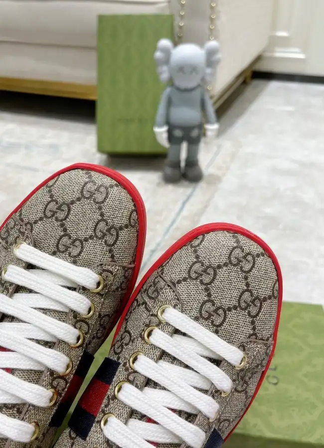 hype Gucci Sneakers