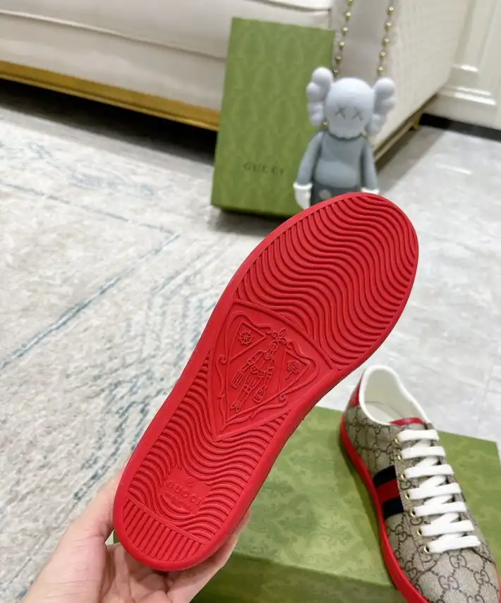 hype Gucci Sneakers