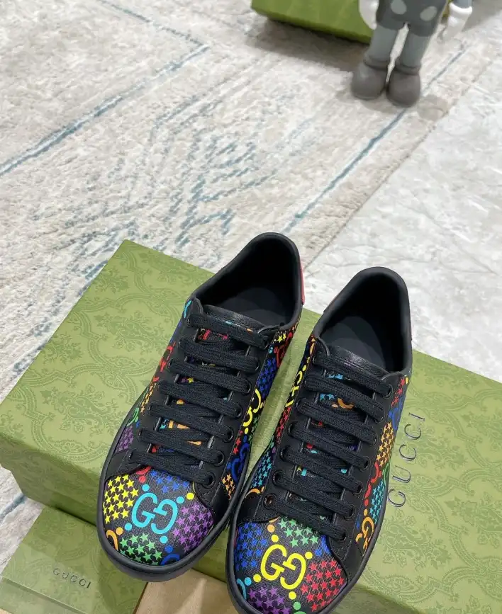 hype Gucci Sneakers