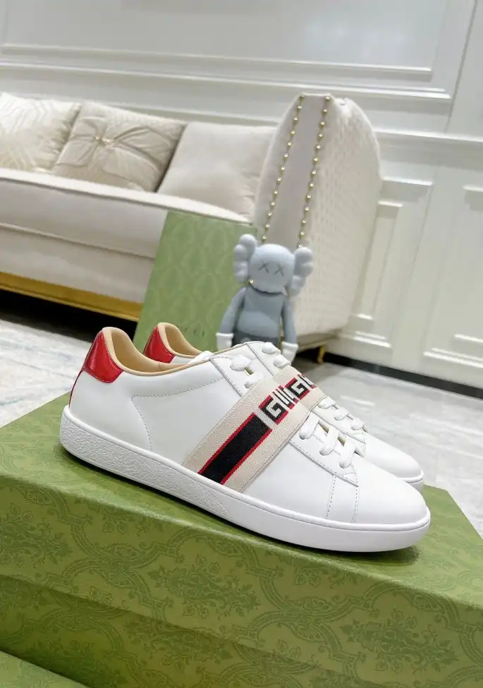 hype Gucci Sneakers