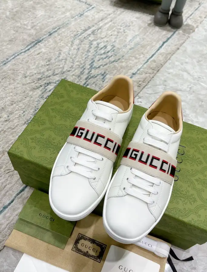 hype Gucci Sneakers