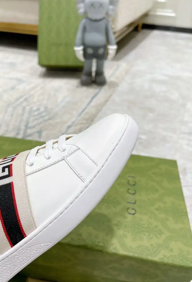 hype Gucci Sneakers